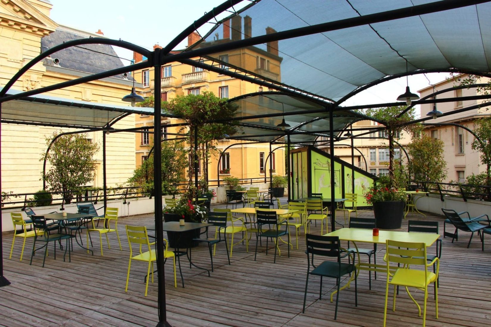 College-Hotel Cuisine clandestine 5 chefs sur un rooftop