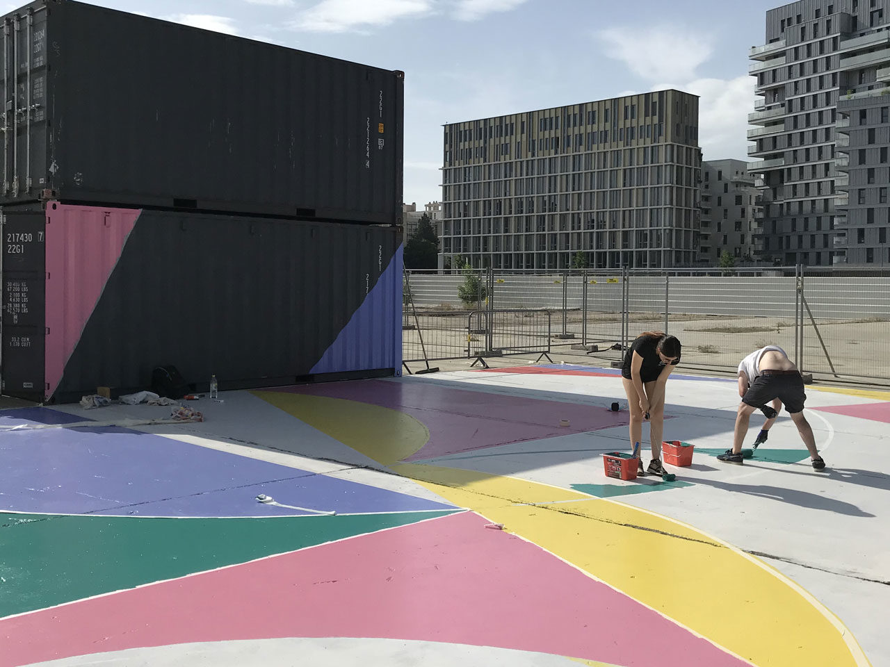 La Cité des Halles Lyon 7 Playground basket peint par Poter